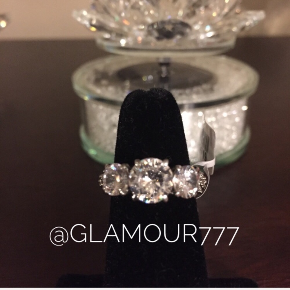 AAA CZ Stainless Steel Ring. Size 5 - Picture 6 of 7